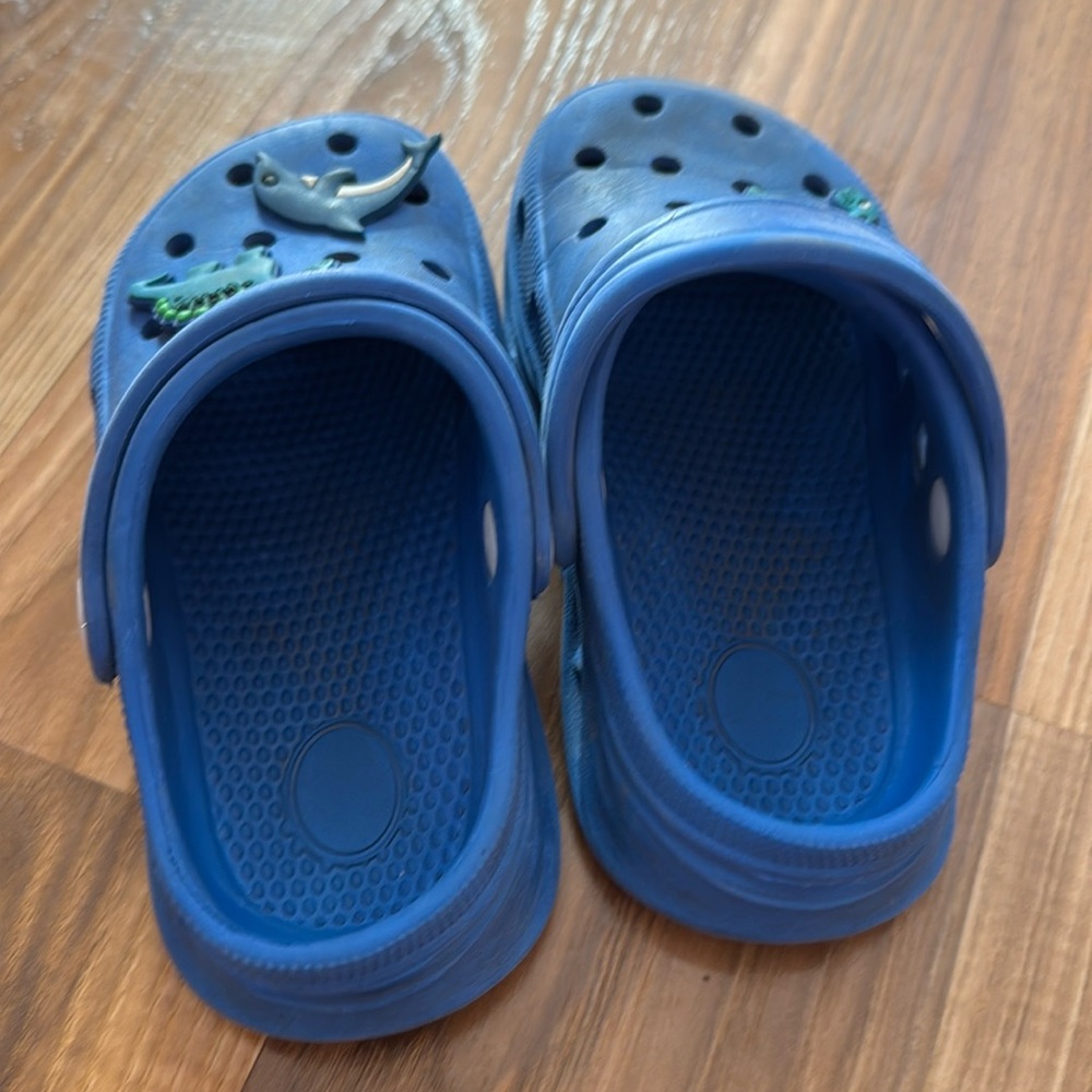 Boy toddler 9 blue like croc slip ons sandals girl - Picture 3 of 3